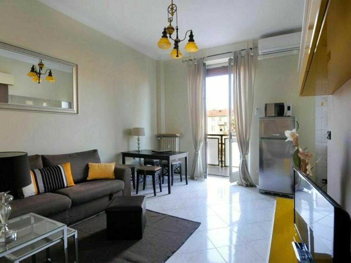 Apartment Fulvio Testi *