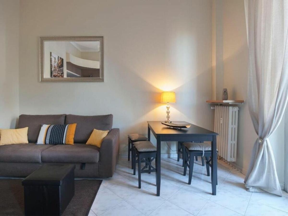 Apartment Fulvio Testi *